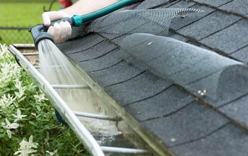 Per Ffordd Llan gutter cleaning costs